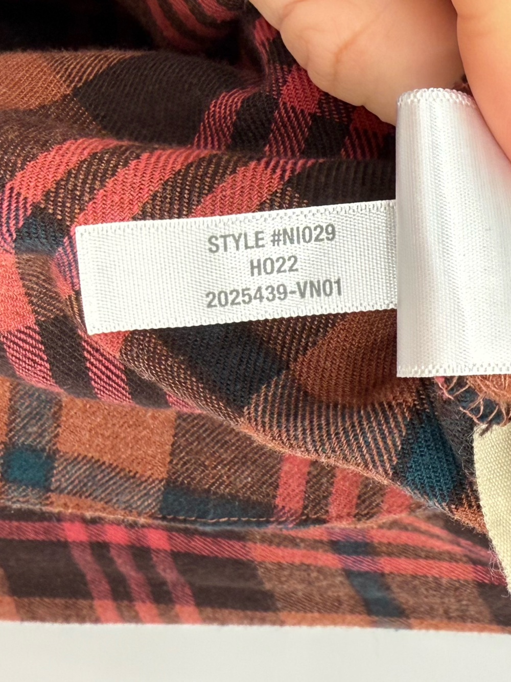 Madewell Flannel Long-Sleeve Crop Shirt in Plaid | Ground Clove | Medium - Picture 9 of 10